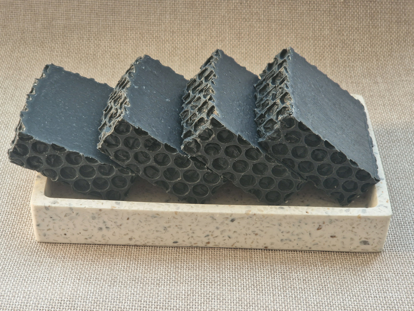 Ren Sort – Vegansk sæbe med aktivt kul (Uparfumeret)