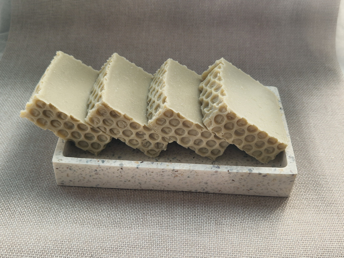 Klar Hud – Vegansk sæbe med grøn ler & tea tree-olie